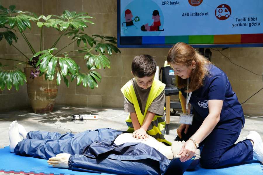 Comprehensive BBP and First Aid Training Courses for Workplace Safety Comprehensive BBP and First Aid Training Courses for Workplace Safety