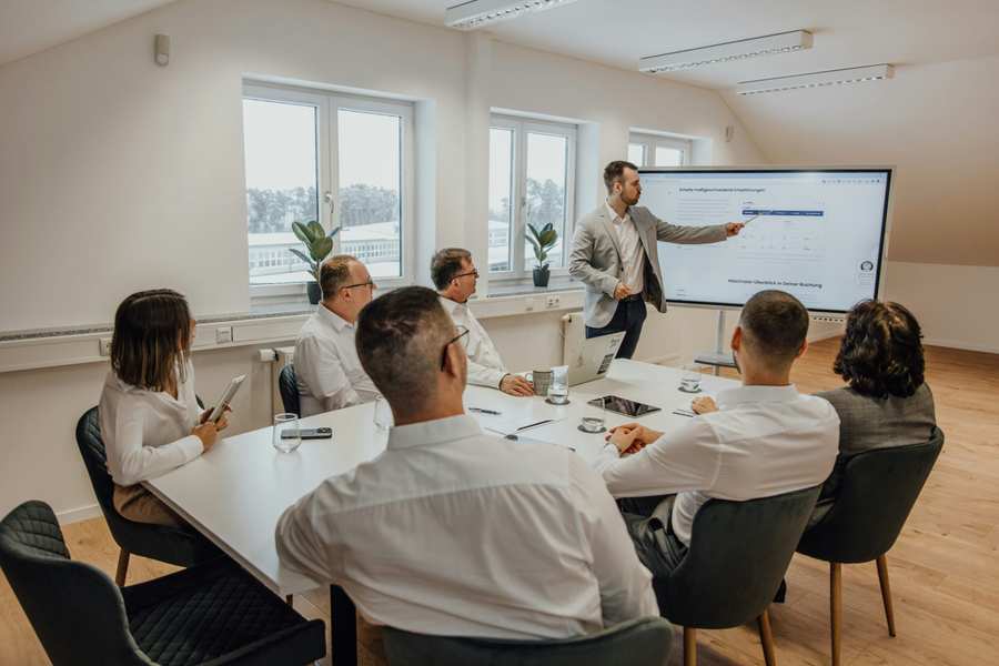 Top Global Expansion Strategies for Small Businesses